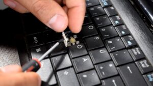 Înlocuire tastatura laptop